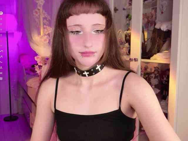 MiraJade webcam
