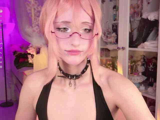 MiraJade webcam