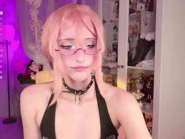 MiraJade webcam