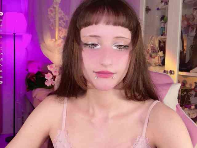 MiraJade webcam