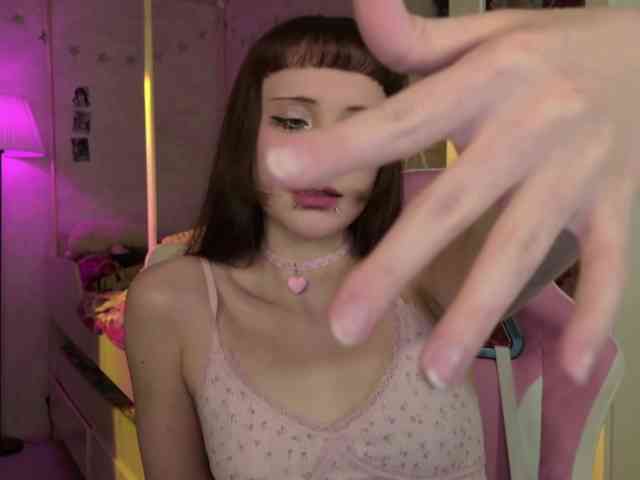 MiraJade webcam