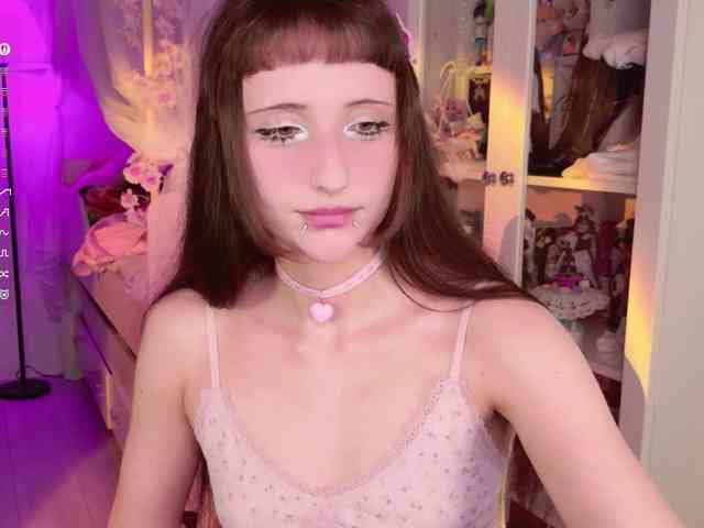 MiraJade webcam