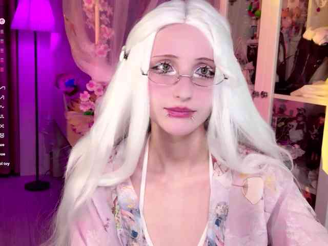 MiraJade webcam