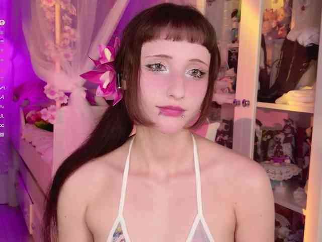 MiraJade webcam