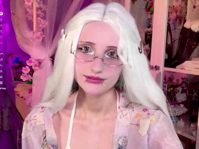 MiraJade webcam