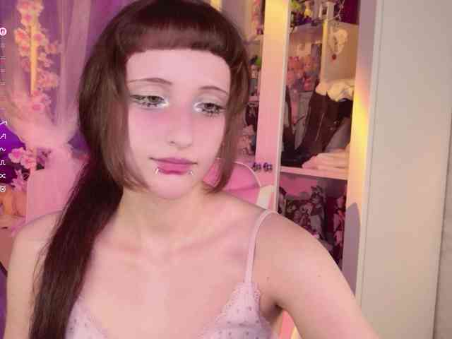 MiraJade webcam