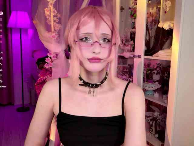 MiraJade webcam
