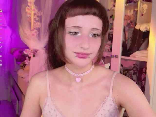 MiraJade webcam
