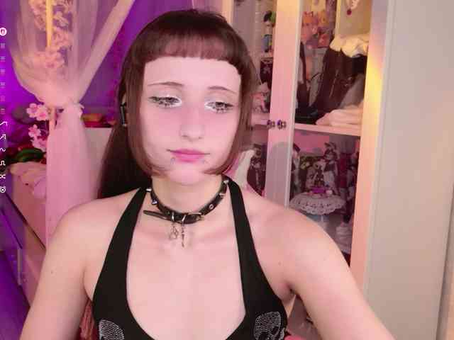 MiraJade webcam