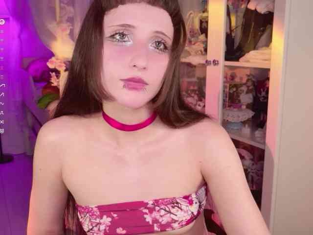 MiraJade webcam