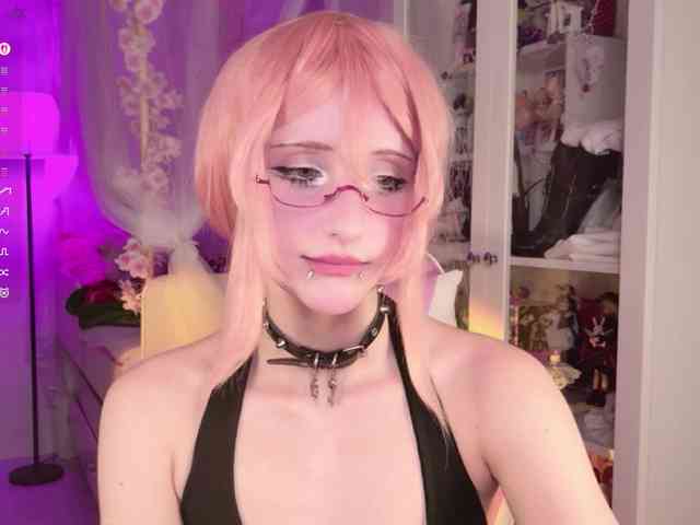 MiraJade webcam