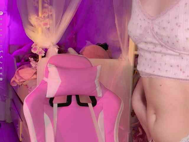 MiraJade webcam