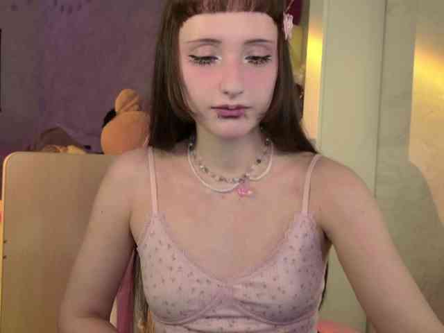 MiraJade webcam