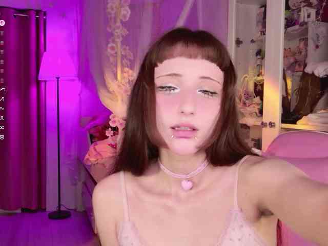 MiraJade webcam