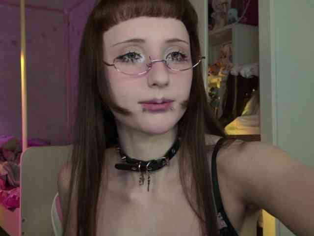 MiraJade webcam