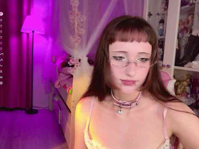 MiraJade webcam