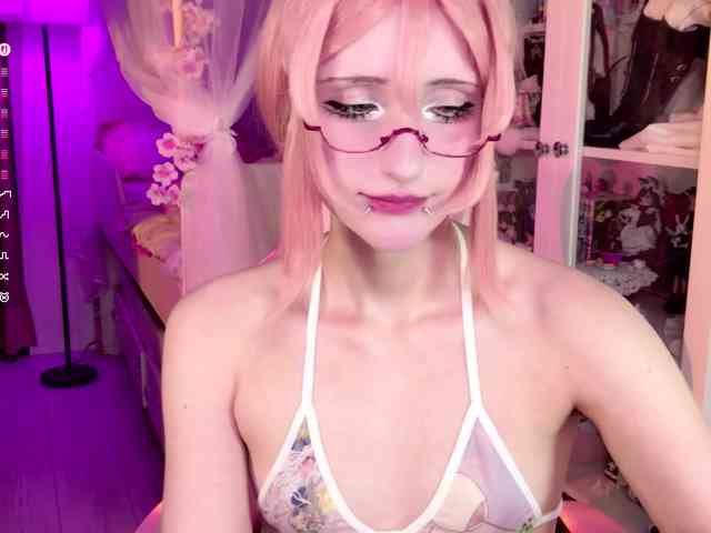 MiraJade webcam