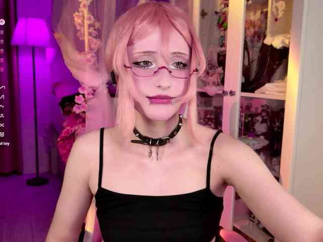 MiraJade webcam