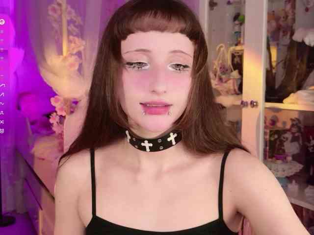 MiraJade webcam