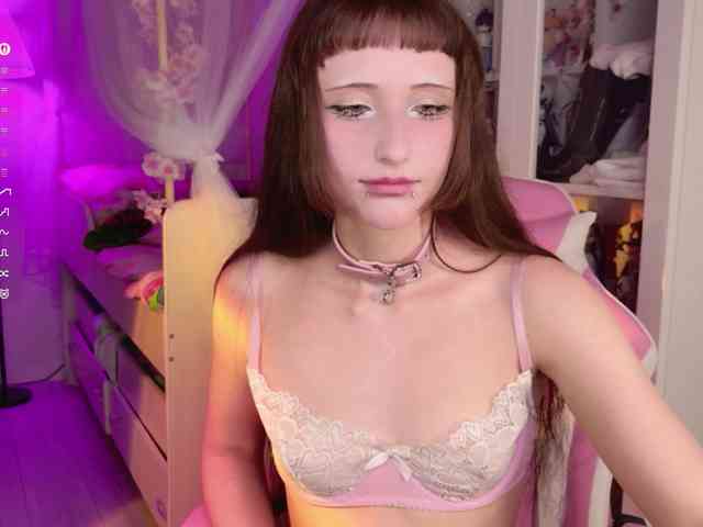 MiraJade webcam