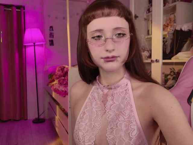 MiraJade webcam