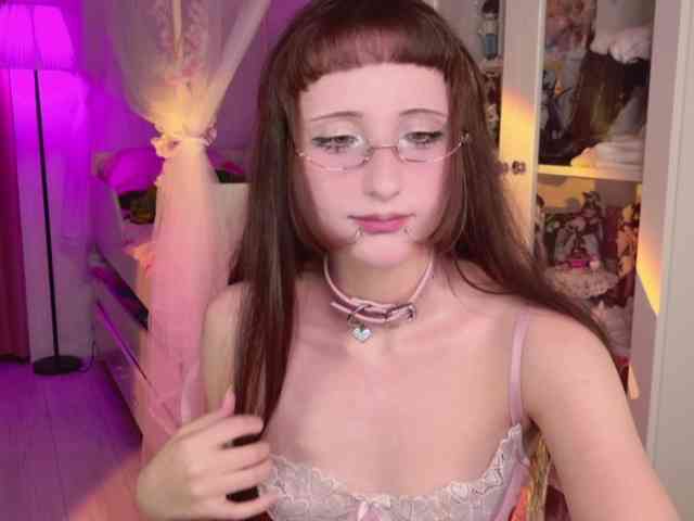 MiraJade webcam