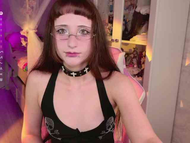 MiraJade webcam