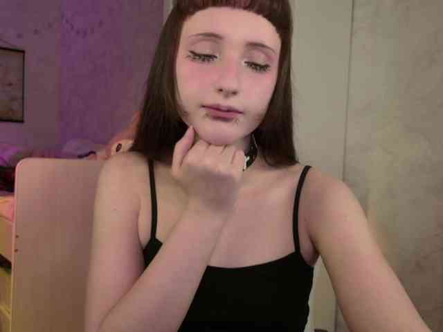 MiraJade webcam