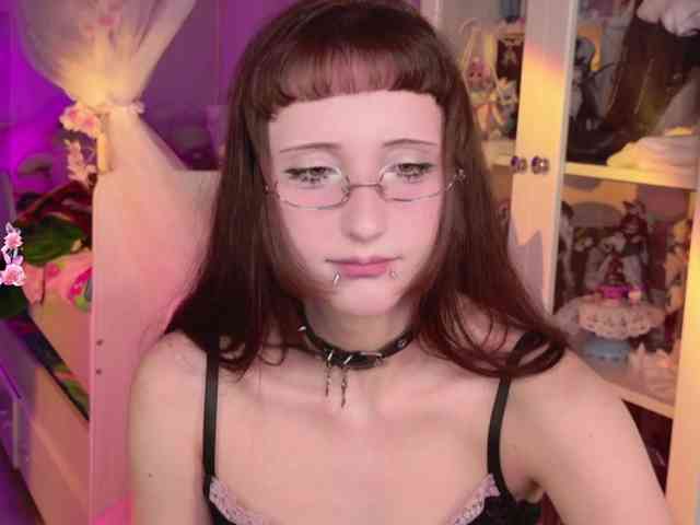 MiraJade webcam