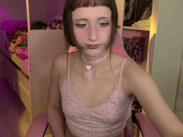 MiraJade webcam