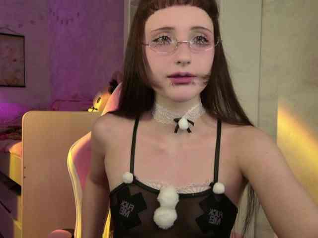 MiraJade webcam