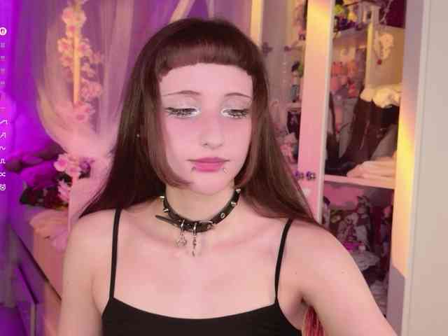 MiraJade Live Webcam on BongaCams