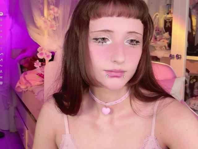 MiraJade webcam