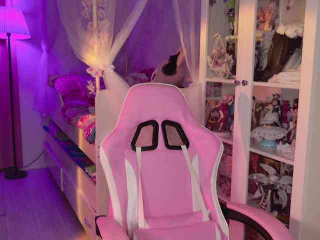 MiraJade webcam