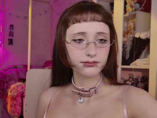 MiraJade webcam
