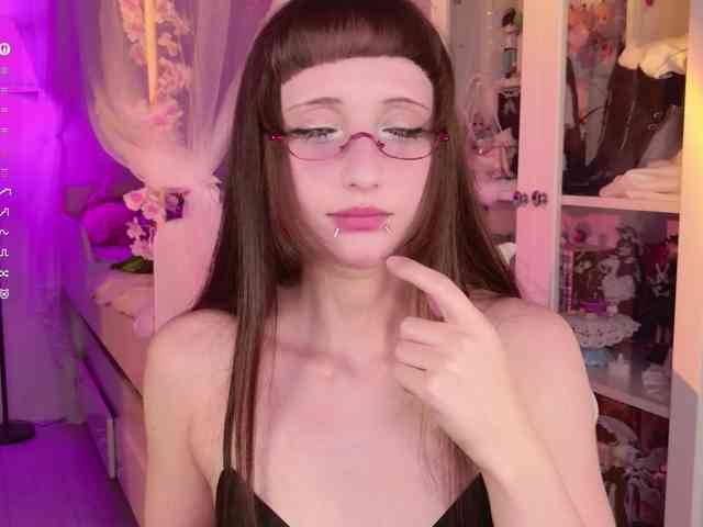 MiraJade webcam