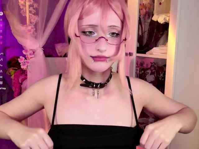 MiraJade webcam