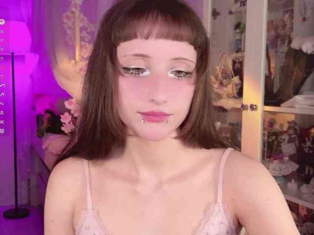MiraJade webcam