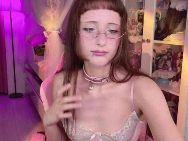 MiraJade webcam