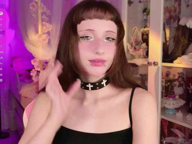 MiraJade webcam