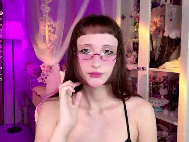 MiraJade webcam