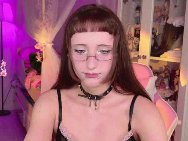 MiraJade webcam