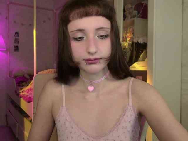 MiraJade webcam
