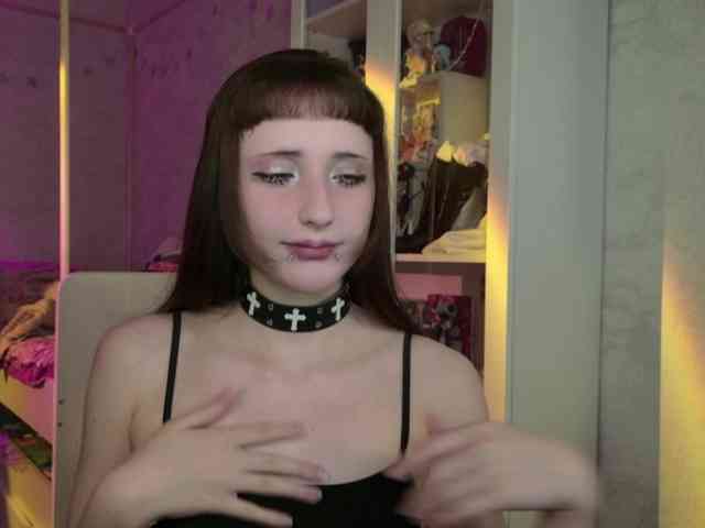 MiraJade webcam