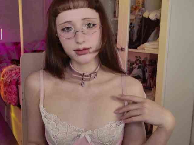 MiraJade webcam