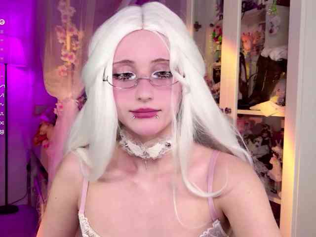 MiraJade webcam