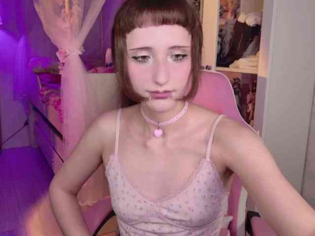 MiraJade webcam