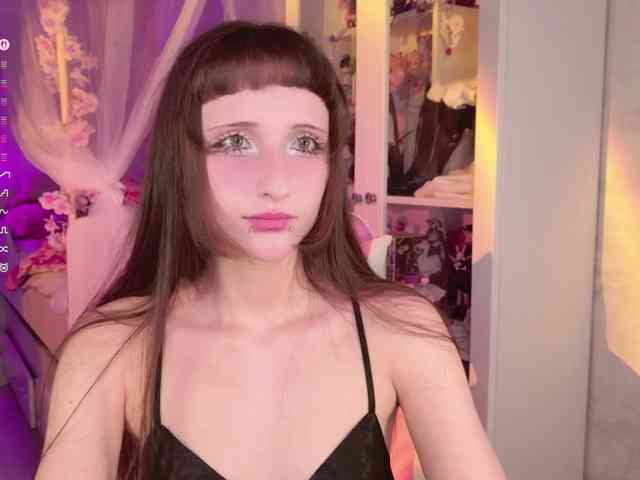 MiraJade webcam