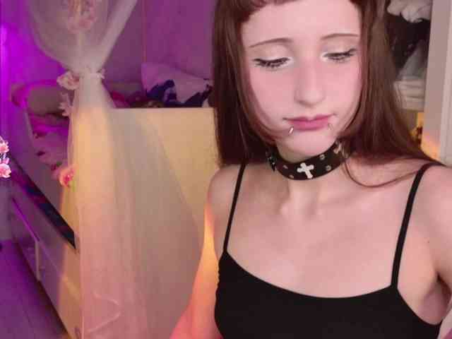 MiraJade webcam
