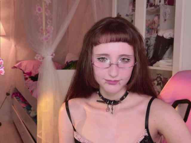MiraJade webcam